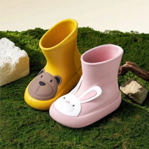Non-slip rubber rain boots with animals