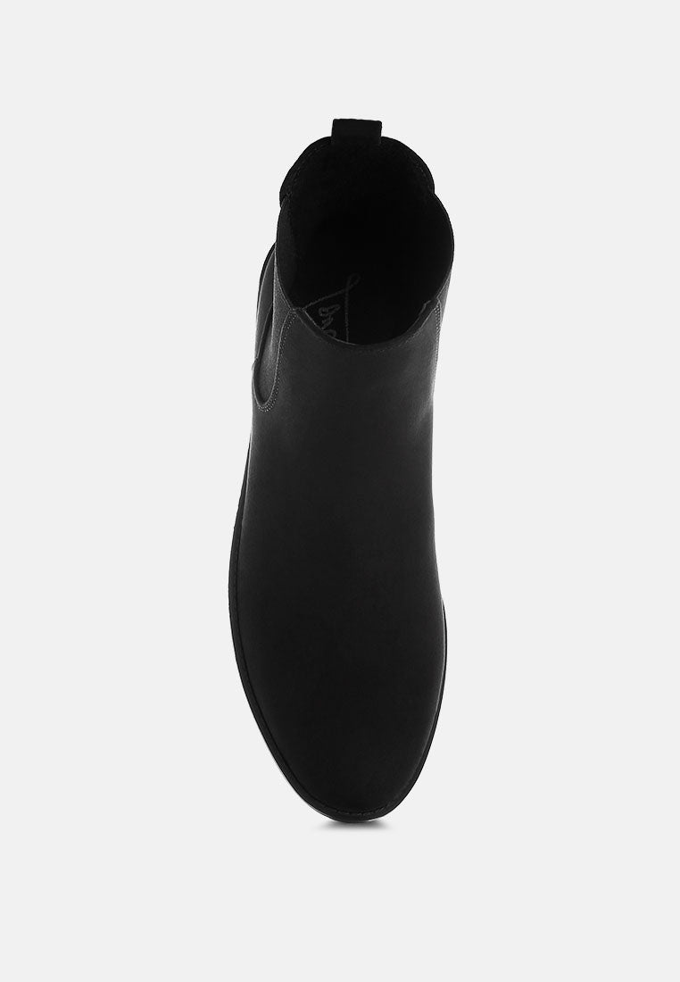 AYASA Low Block Heel Chelsea Boots - Image 4