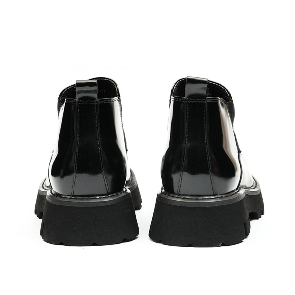 Glossy Calfskin Refined Toe Chelsea Boots for Men - Image 5