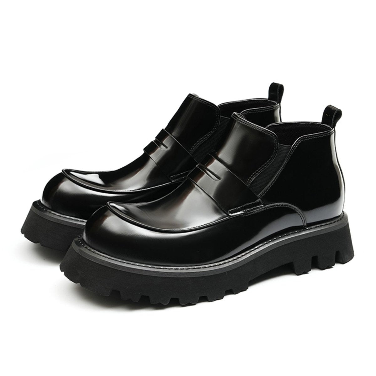 Glossy Calfskin Refined Toe Chelsea Boots for Men - Image 3